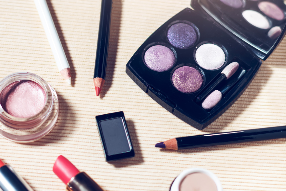 Makeup set of eyeshadows, brow powder, primer, lipsticks